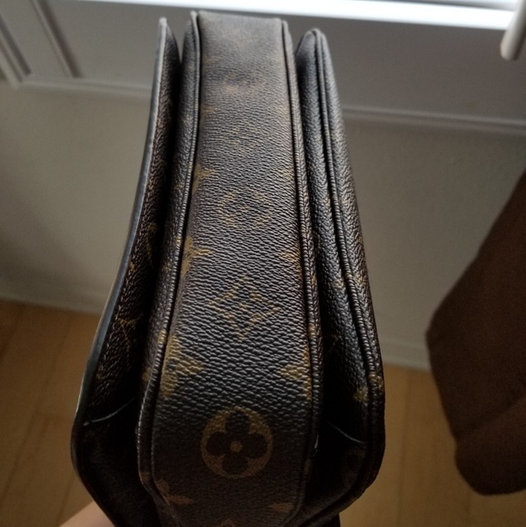 🎉🎉SOLD🎉🎉Auth Louis Vuitton Pochette Metis Mono - Picture 6 of 8